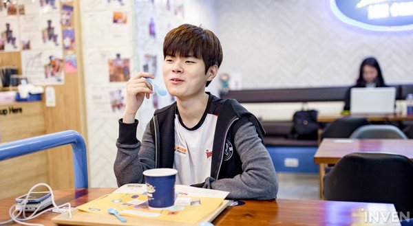 KT Deft: Legendary LoL Career, Military Service Retirement Looms
